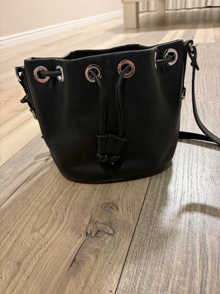 Zwarte Tas Smaak Amsterdam - Stijlvolle Emmer Tas, Sieraden, Tassen en Uiterlijk, Tassen | Damestassen, Ophalen of Verzenden, Gebruikt