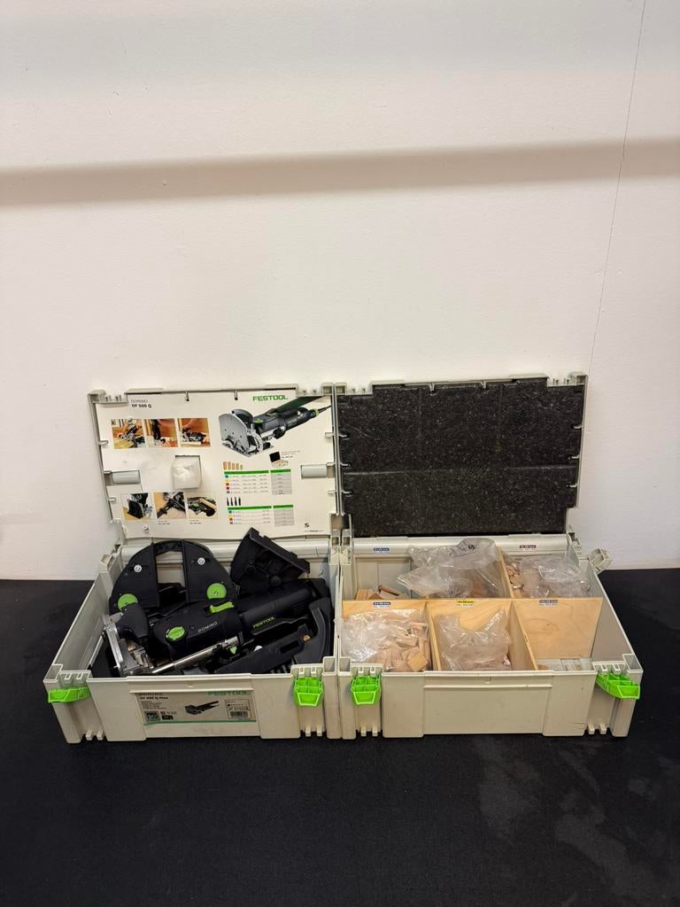 Festool Domino DF 500 Q-Plus freesmachine, Doe-het-zelf en Verbouw, Gereedschap | Freesmachines, Ophalen, Zo goed als nieuw, Elektrisch