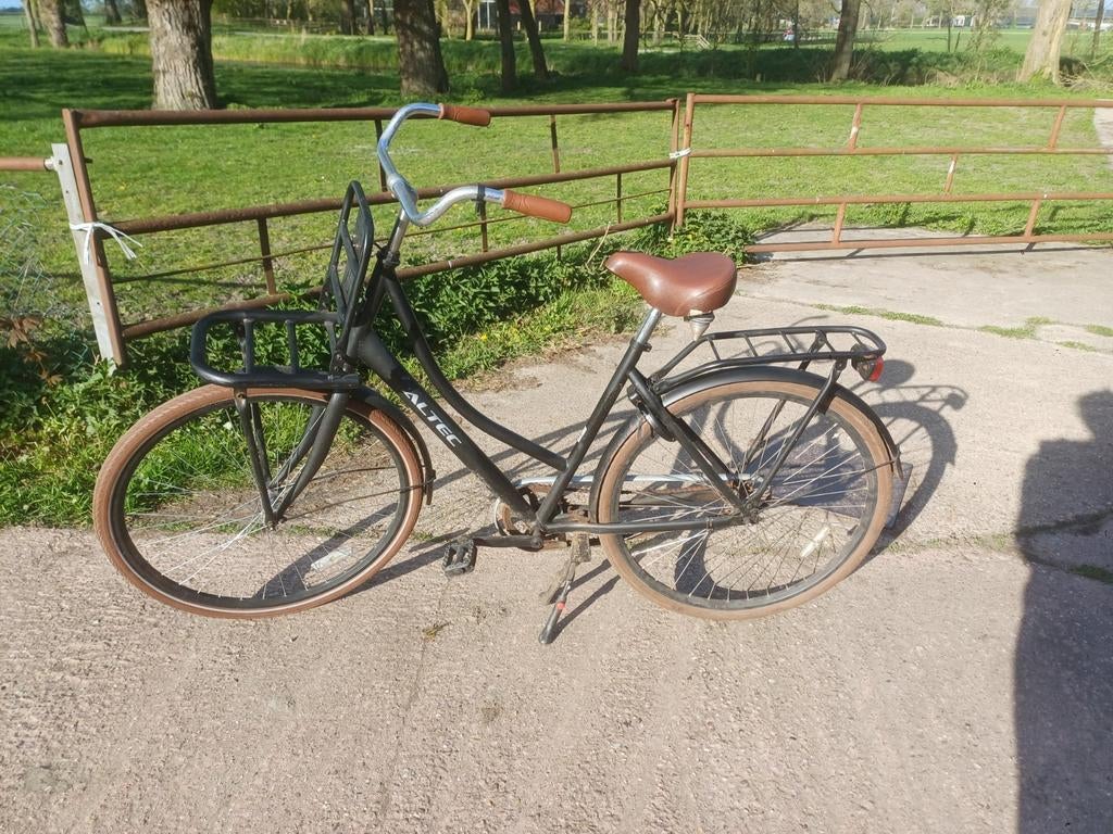 Terrein fiets , cafe racer, stationsfiets, Ophalen