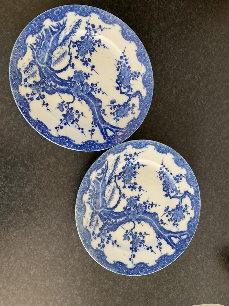 2 oude japanse (Delfs blauwe) borden, Antiek en Kunst, Antiek | Wandborden en Tegels, Ophalen of Verzenden