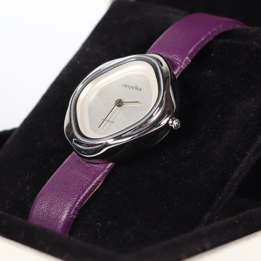 Pandora Liquid 811052WH - B Grade, Sieraden, Tassen en Uiterlijk, Horloges | Dames, Pandora, Gebruikt, Support@pandora.com, Pandora Jewelry, 1000 East 23rd St
Tucson, AZ 85713
USA