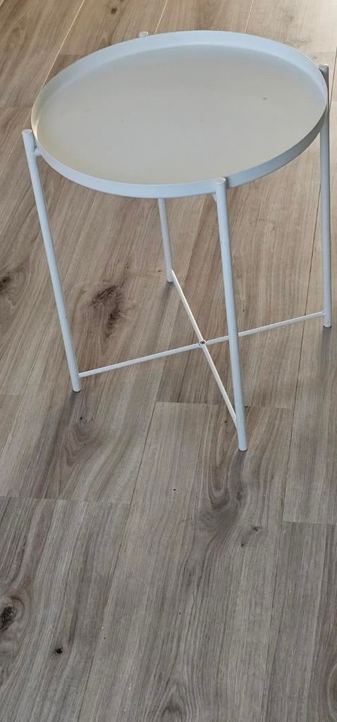 IKEA wit bijzettafeltje, Minder dan 55 cm, Gebruikt, Metaal of Aluminium, Rond