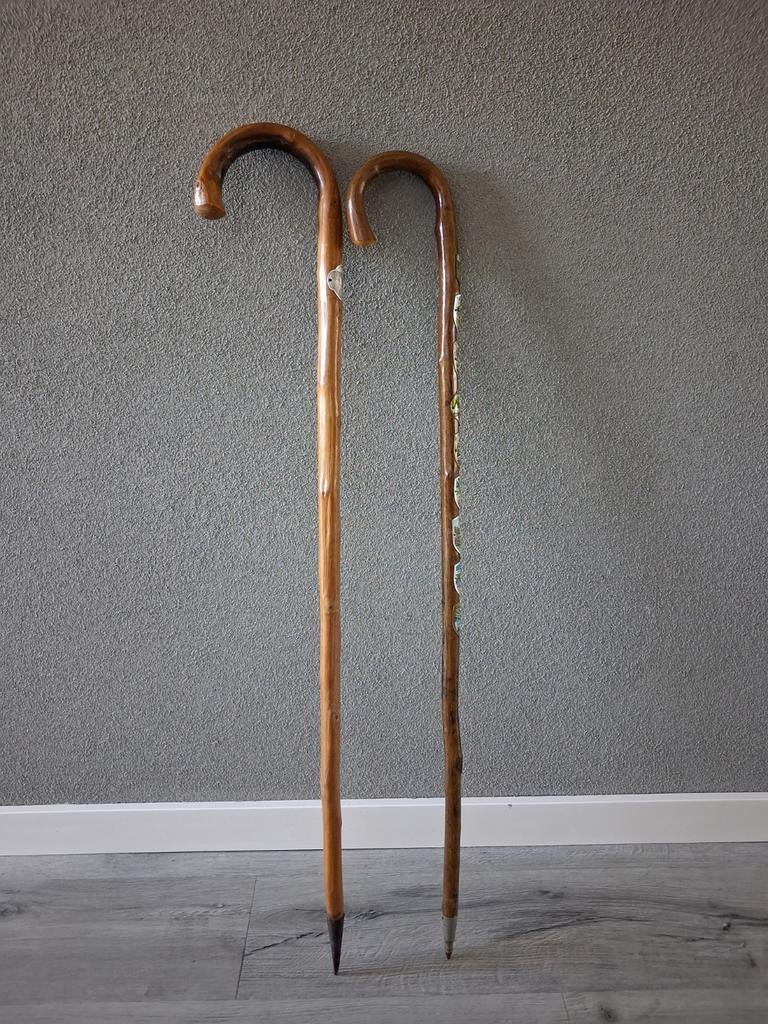 2 vintage souvenirs wandelstokken, Ophalen of Verzenden