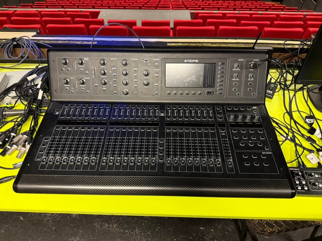 Midas M32, Muziek en Instrumenten, Mengpanelen, Zo goed als nieuw, 20 kanalen of meer, Ophalen