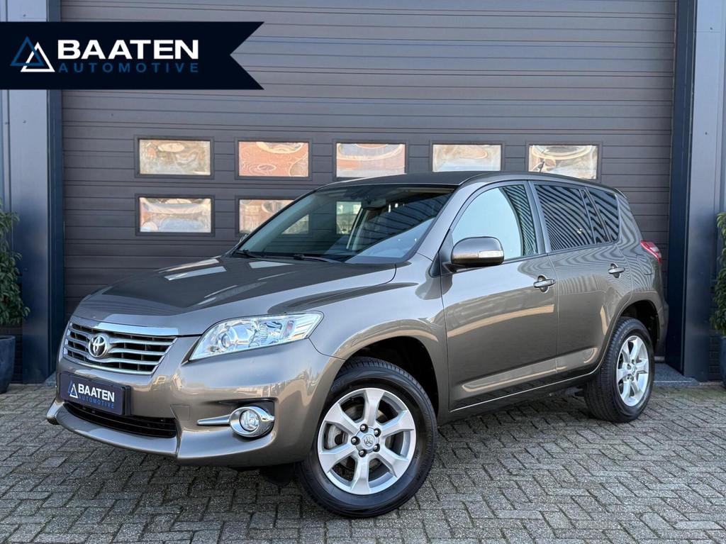 Toyota RAV4 2.0 VVTi Dynamic|26.500km|1e.eig|Dealer OH|Camer, Navigatiesysteem, Stof, 4 cilinders, Beige