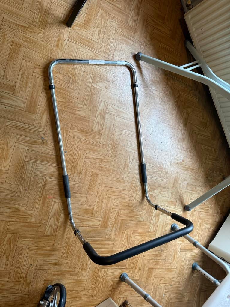 Bedrail hulpmiddel makkelijk uit bed., Ophalen, Gebruikt