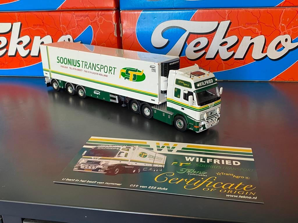 Tekno Soonius (Wilfried), Hobby en Vrije tijd, Modelauto's | 1:50, Ophalen of Verzenden, Zo goed als nieuw, Bus of Vrachtwagen