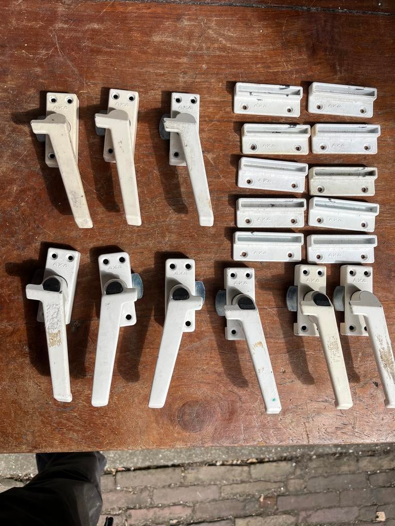 Aluminium raambomen, Ophalen of Verzenden, Zo goed als nieuw, Overige materialen