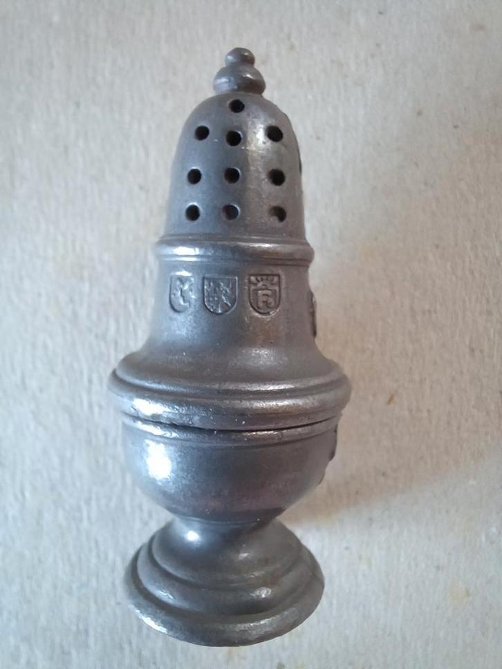 Tinnen peper/zout strooier. Circa 1950., Antiek en Kunst, Antiek | Tin, Ophalen