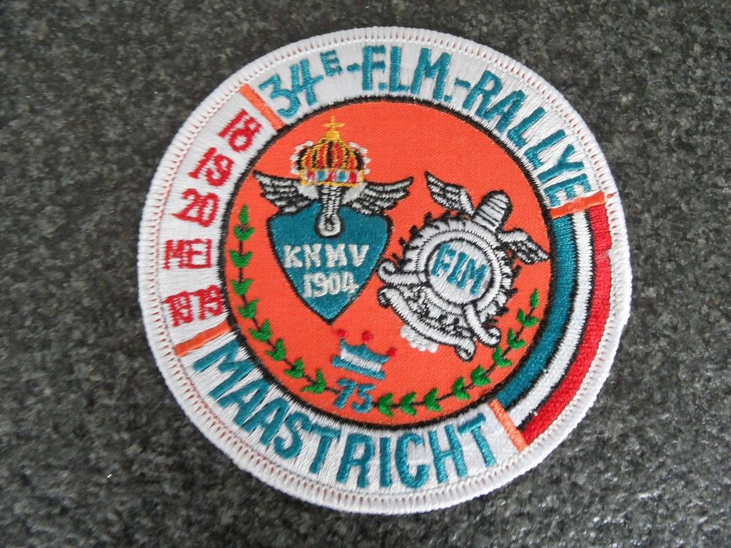 K.N.M.V. 34e FIM Rallye 1979 Maastricht badge, Verzamelen, Verzenden, Zo goed als nieuw, Motoren