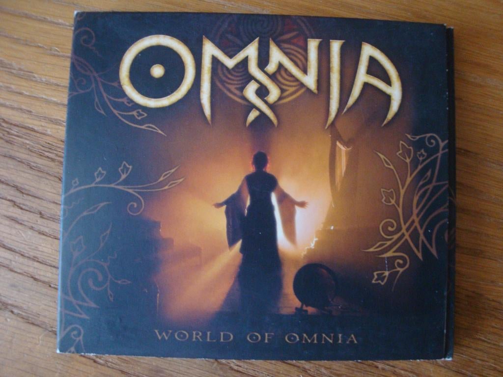 Omnia - World Of Omnia (neopagan / medieval / folk), Ophalen of Verzenden, Zo goed als nieuw, Poprock