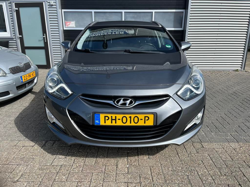 Hyundai i40 1.6 GDI 135PK BLUE I-DRIVE BJ 2013 Grijs, Auto's, Hyundai, Voorwielaandrijving, Euro 5, Stof, 4 cilinders