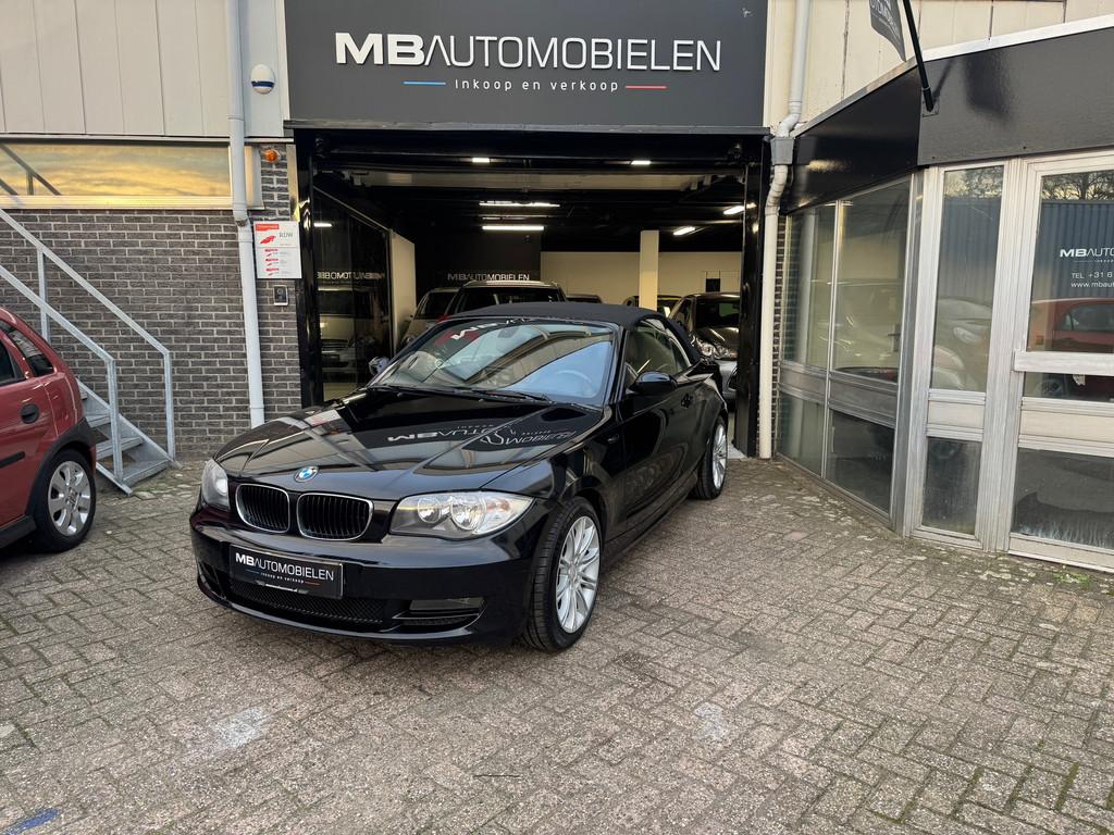 BMW 1-serie Cabrio 118i/Cabrio/Zwart'/Bom voll Opties/Carpla, Auto's, 1-Serie, Cabriolet, 4 stoelen, Zwart