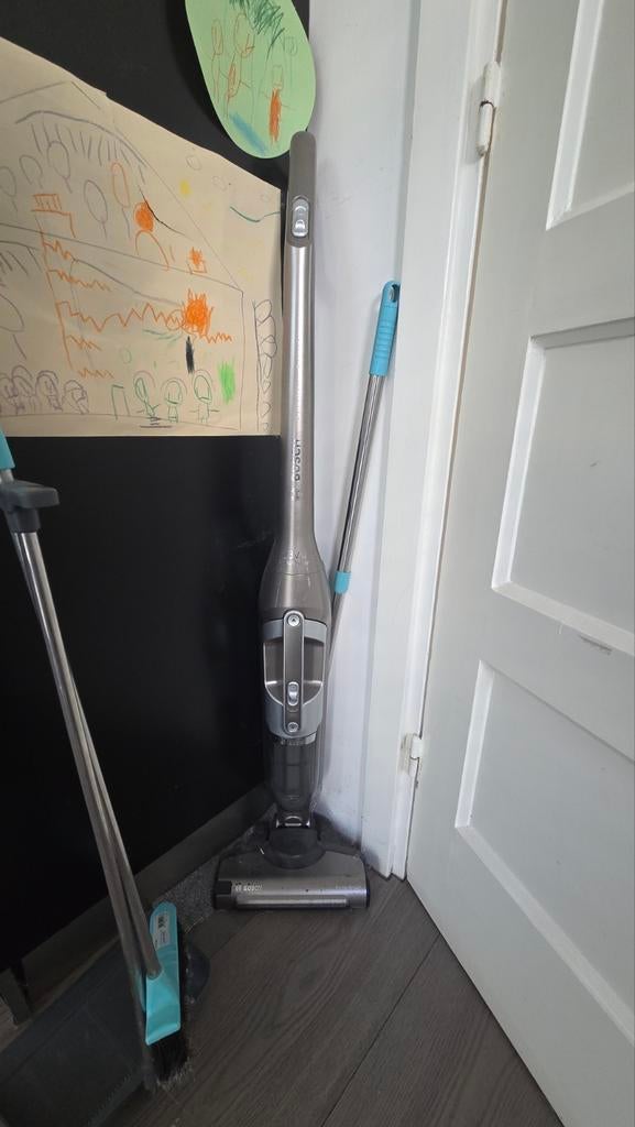 Bosch steelstofzuiger - zonder oplader, Witgoed en Apparatuur, Stofzuigers, Ophalen of Verzenden, Gebruikt, Reservoir, Stofzuiger