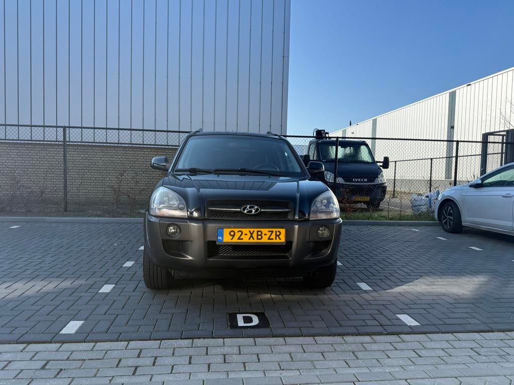 Hyundai Tucson 2.0 I Style Premium, Auto's, Hyundai, Zwart, 75 €/maand, Handgeschakeld, Particulier