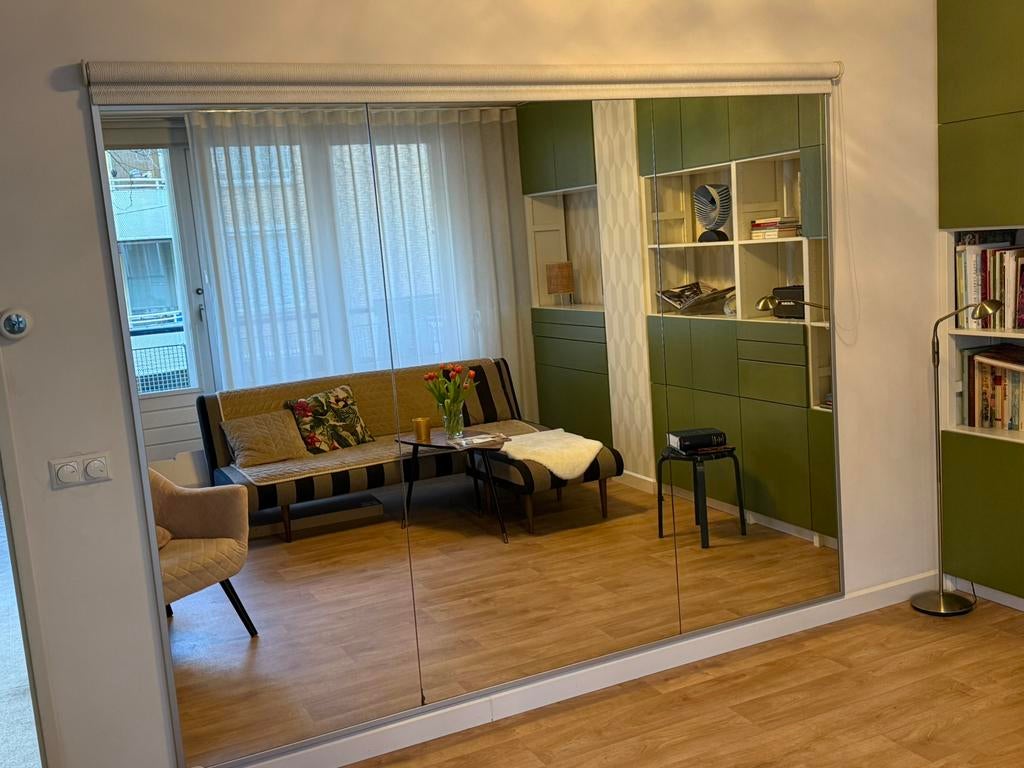 Spiegelwand 200 x 250 incl rolgordijn, Huis en Inrichting, Woonaccessoires | Spiegels, Ophalen, 200 cm of meer, 125 cm of meer