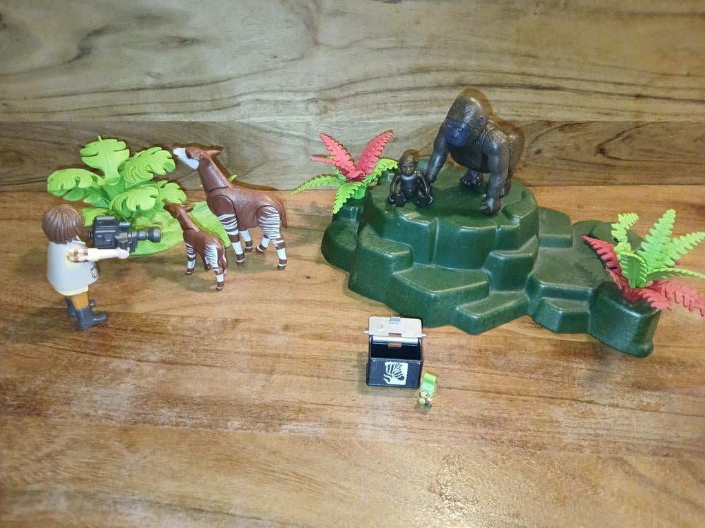 Playmobil Gorilla's en Okapi's met filmer, Kinderen en Baby's, Speelgoed | Playmobil, Ophalen of Verzenden, Gebruikt