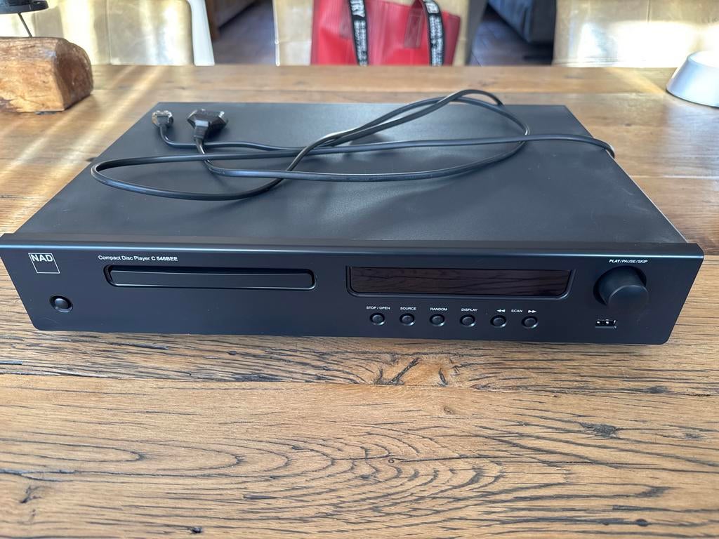 NAD CD-speler C546BEE - Hoogwaardige audiokwaliteit, Audio, Tv en Foto, Cd-spelers, Ophalen of Verzenden, Zo goed als nieuw, Overige merken