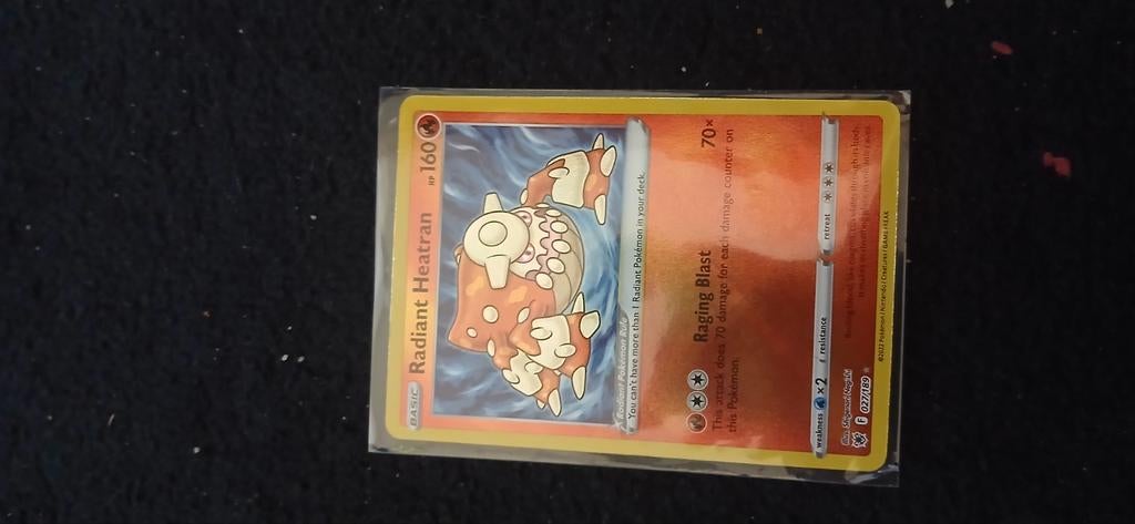 Pokemon radiant heatran kaart, Ophalen of Verzenden, Zo goed als nieuw, Losse kaart