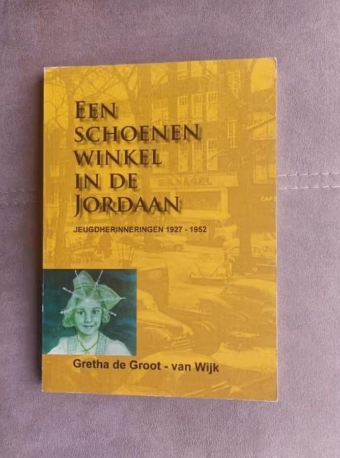 Een schoenenwinkel in de Jordaan door G. de Groot, Ophalen of Verzenden, 20e eeuw of later, Zo goed als nieuw, Gretha de Groot-van Wijk
