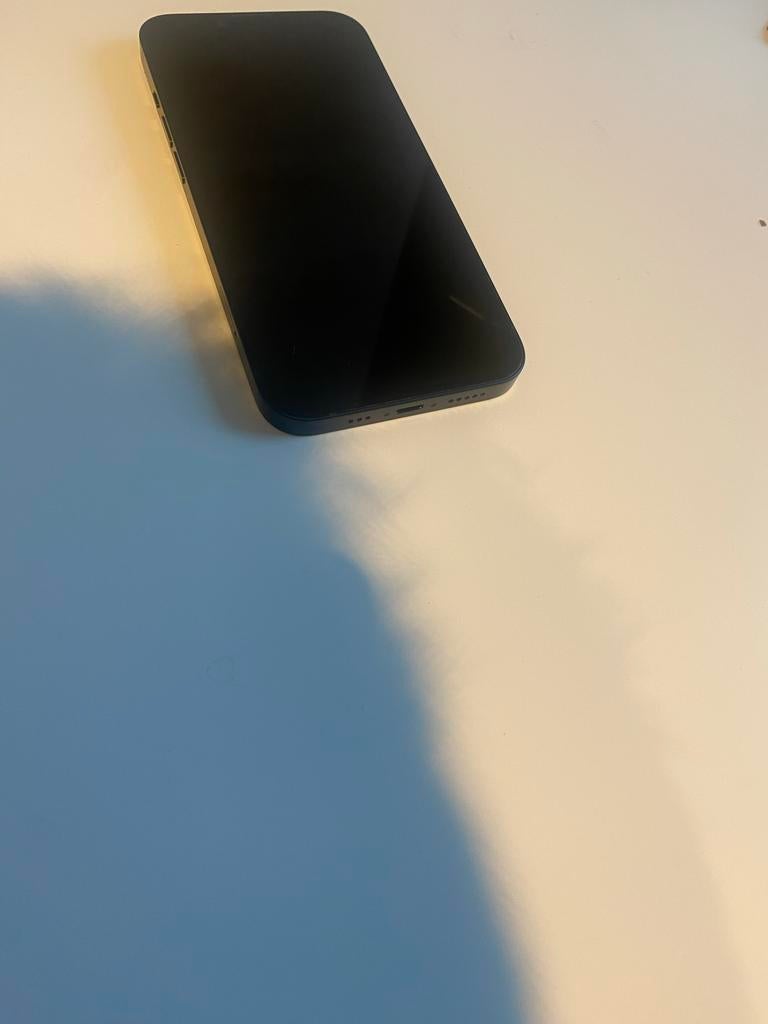 iPhone 13 met defecte wifi en 4G, Telecommunicatie, Mobiele telefoons | Apple iPhone, 128 GB, Blauw, 77 %, IPhone 13