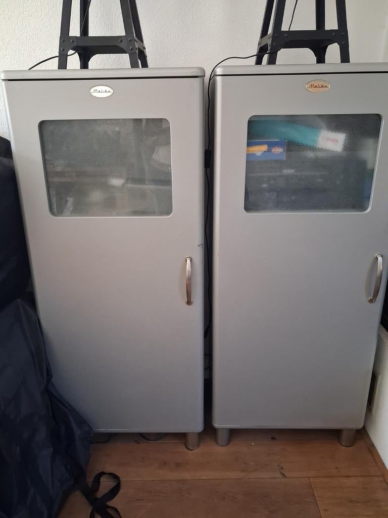 2 Malibu kasten - grijs metallic - 144x60x44 cm, Huis en Inrichting, Ophalen, Gebruikt