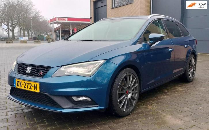 Seat Leon ST FR Camera Carplay Navi 18” 3mnd gar, Auto's, Seat, Bedrijf, Te koop, Leon, ABS, Achteruitrijcamera, Airbags, Airconditioning