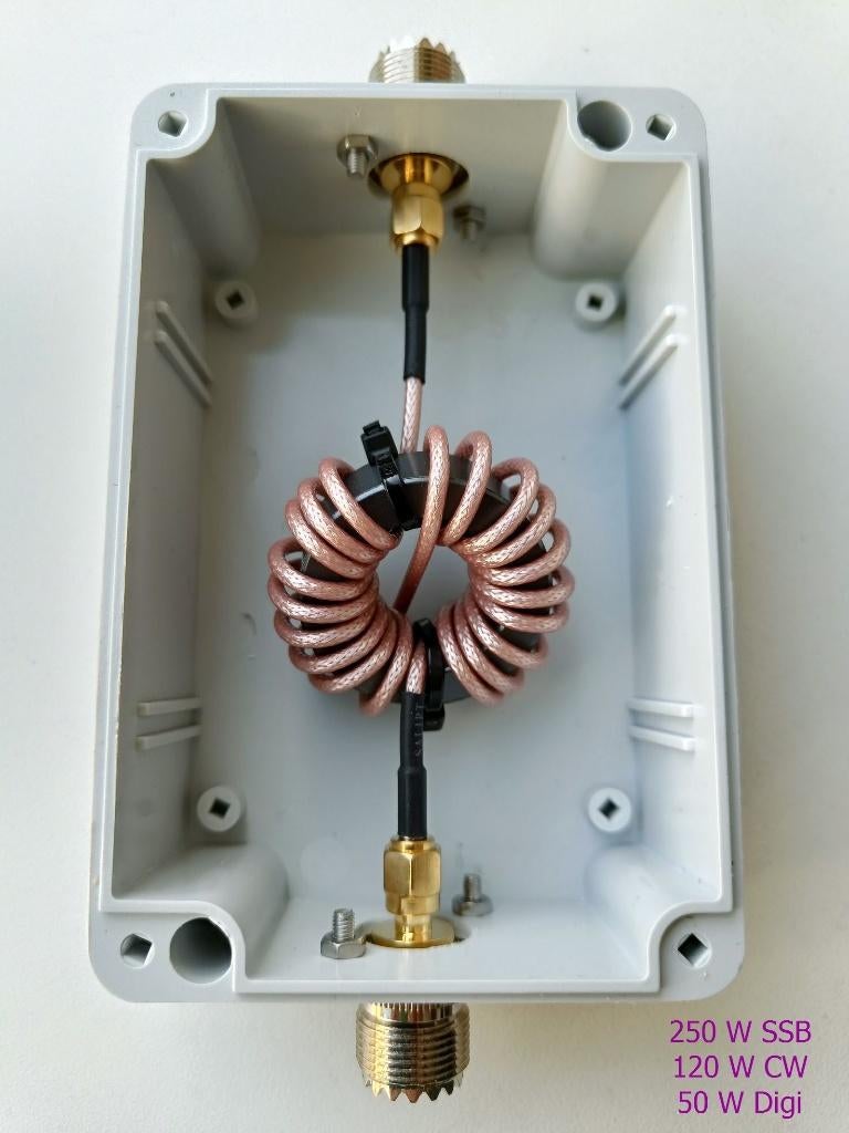 Mantelstroomfilter (1:1 balun) 250W voor 3,5-30 MHz F/F, Telecommunicatie, Ophalen of Verzenden, Nieuw, Antenne