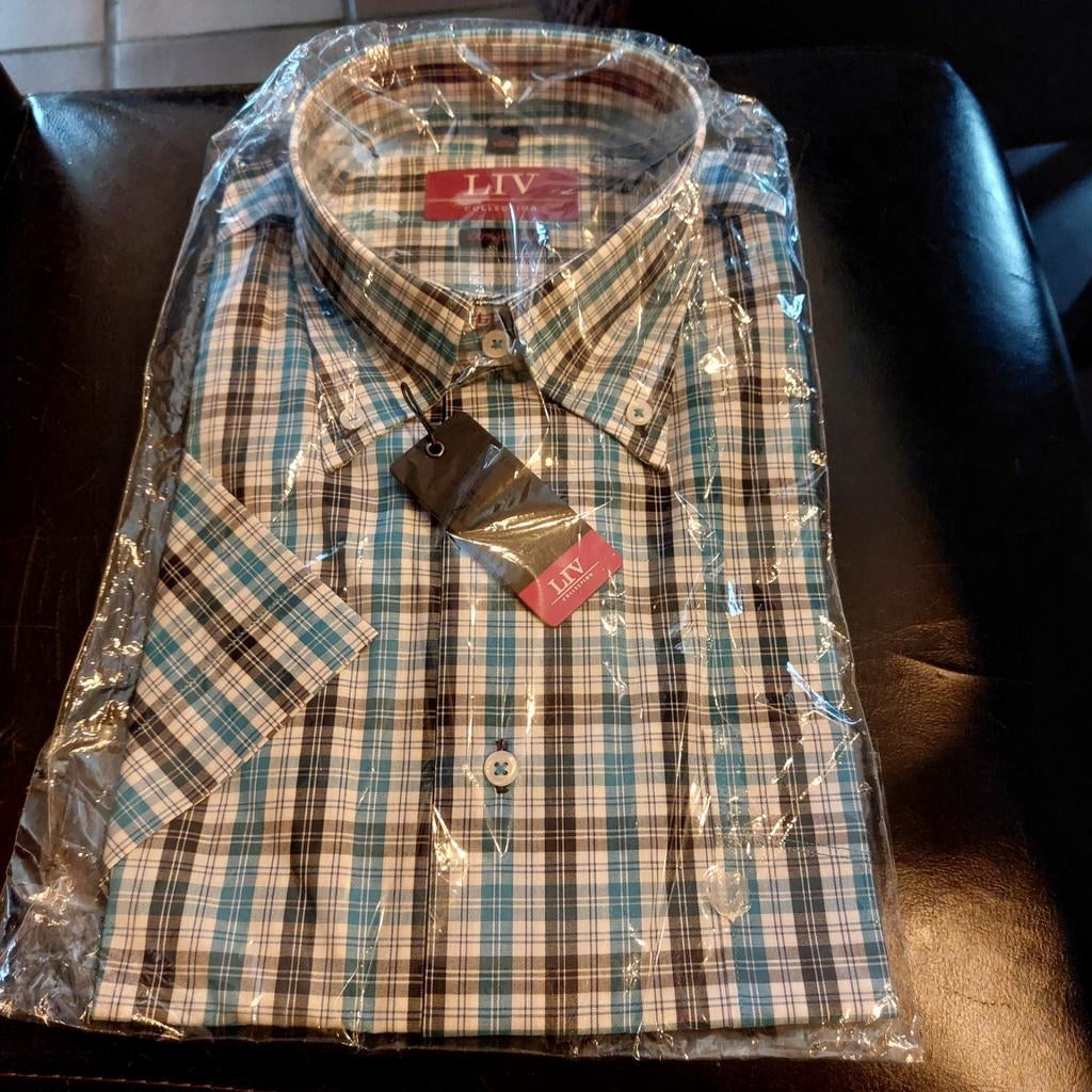Overhemd van het merk LIV.  Maat M. 39/40, Kleding | Heren, Overhemden, LIV, Nieuw, Halswijdte 39/40 (M), Verzenden