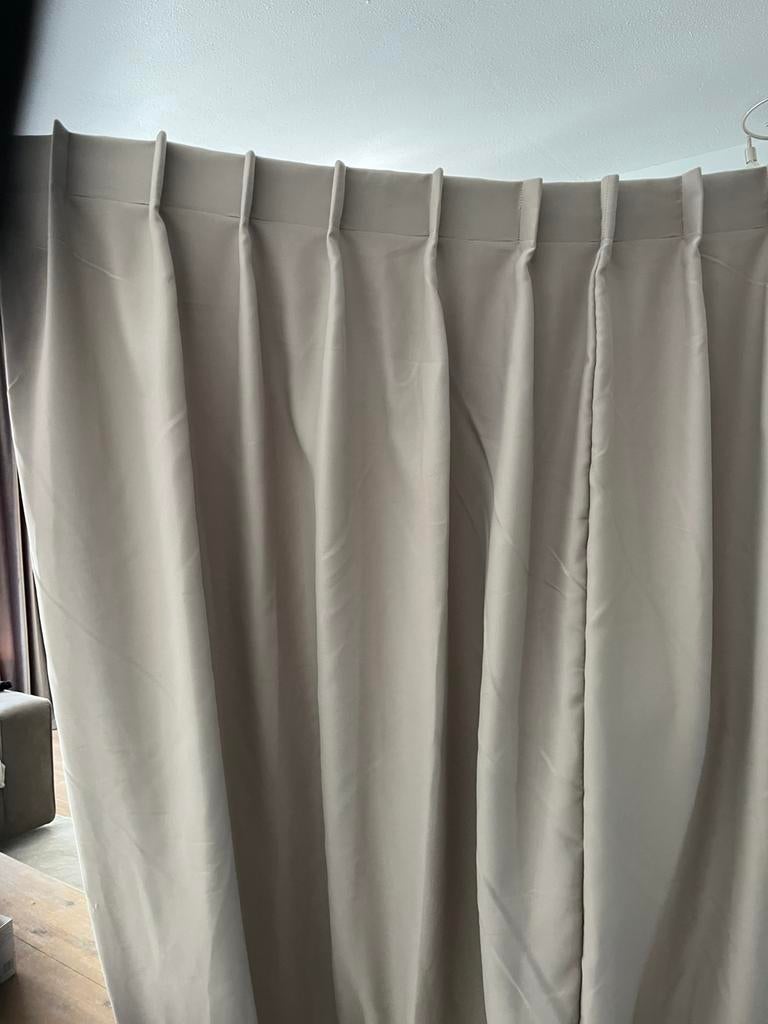 Mooi gordijn bijna nieuw 160 cm breed bij 200cm lang, Ophalen of Verzenden, Zo goed als nieuw, 150 tot 200 cm