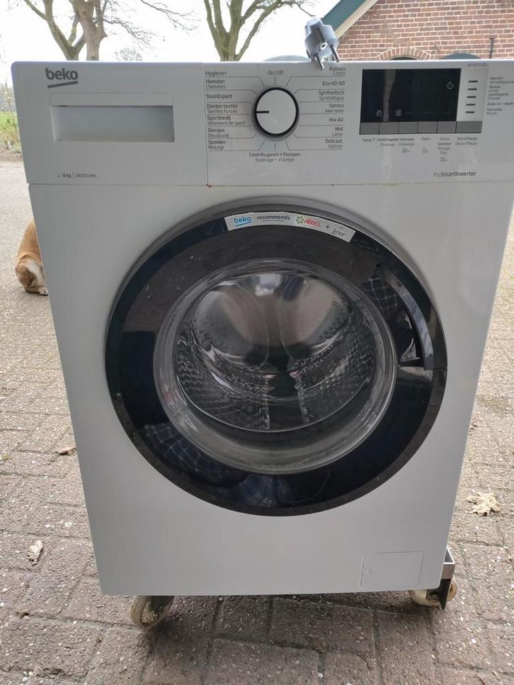 Beko WTV87112BC1 Wasmachine - 3 jaar oud, Witgoed en Apparatuur, Wasmachines, Gebruikt, Voorlader, 8 tot 10 kg, 85 tot 90 cm, 1200 tot 1600 toeren