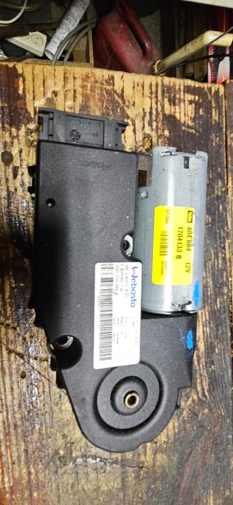 Schuifdakmotor VW Eos OEM 1Q0959591B, Auto-onderdelen, Ophalen of Verzenden, Gebruikt, Volkswagen