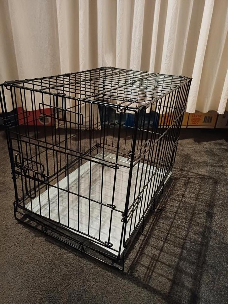 Puppy bench, Dieren en Toebehoren, Hondenhokken, Zo goed als nieuw, Hondenkennel, Minder dan 65 cm, Minder dan 75 cm, Ophalen of Verzenden