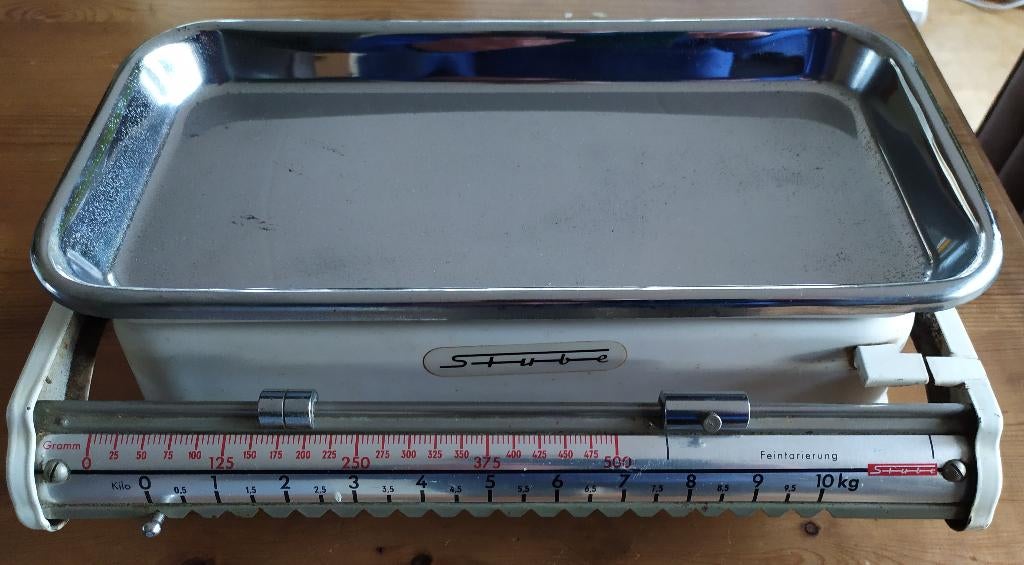 vintage Stube weegschaal, Witgoed en Apparatuur, Weegschalen, Analoog, Ophalen of Verzenden, Personenweegschaal, 500 gram of grover