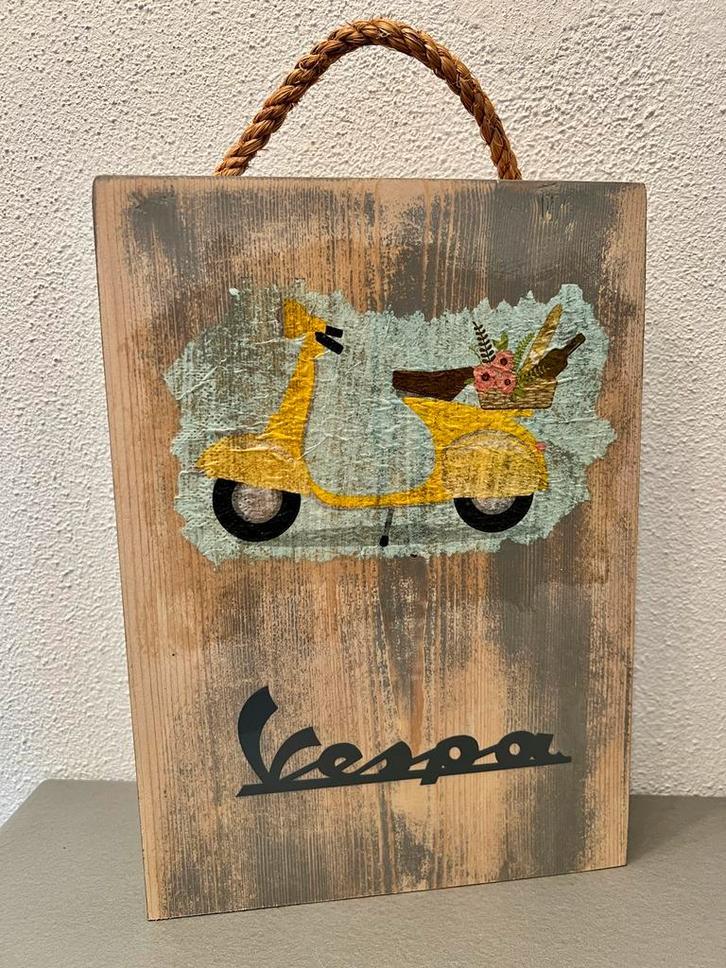 Vespa scooter Houten wanddecoratie, Huis en Inrichting, Woonaccessoires | Wanddecoraties, Zo goed als nieuw, Ophalen of Verzenden