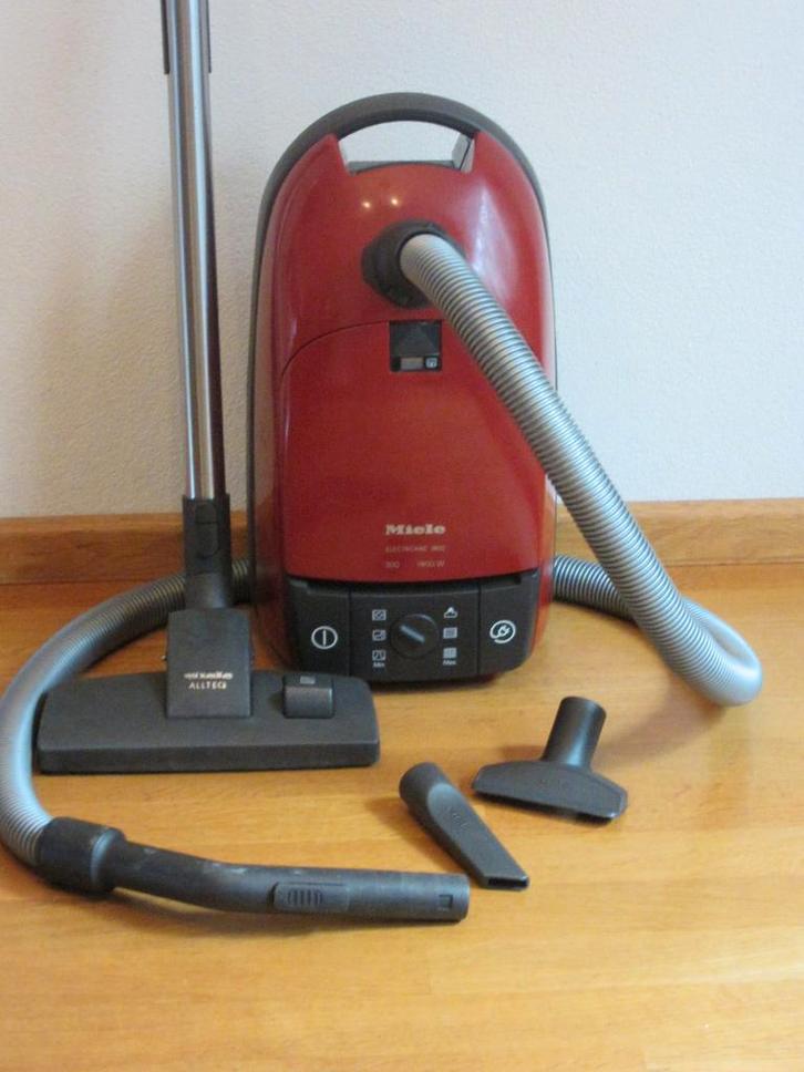 Miele Stofzuiger Electronica 300---1800 watt, Witgoed en Apparatuur, Stofzuigers, Gebruikt, 1600 tot 2000 watt, Stofzak, Ophalen