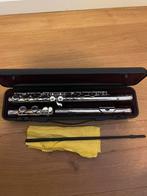 Flute Yamaha 221 Silver Plated with case, Muziek en Instrumenten, Blaasinstrumenten | Mondharmonica's, Ophalen, Zo goed als nieuw