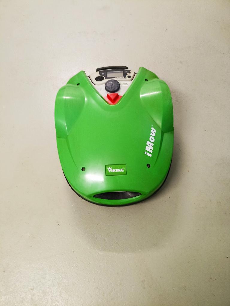 Robot Grasmaaier, Tuin en Terras, Robotmaaiers, Ophalen, Gebruikt, Viking I Move MI 632, Met regensensor