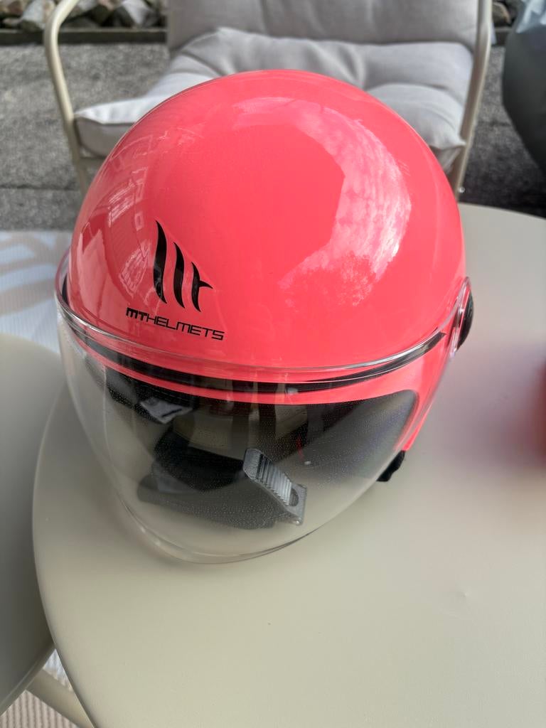Scooter helm maat M * Rose, Fietsen en Brommers, Brommerhelmen, Ophalen of Verzenden, Zo goed als nieuw, Medium