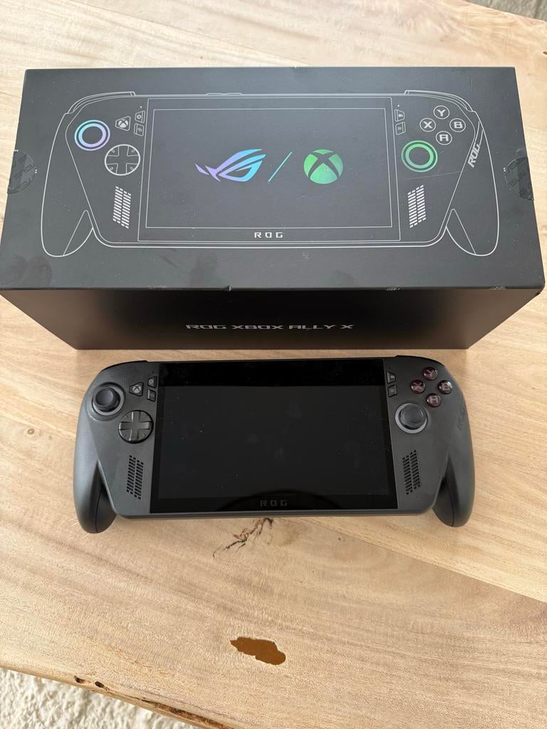 Asus ROG XBOX Ally X met 65W lader, Ophalen of Verzenden, Zo goed als nieuw
