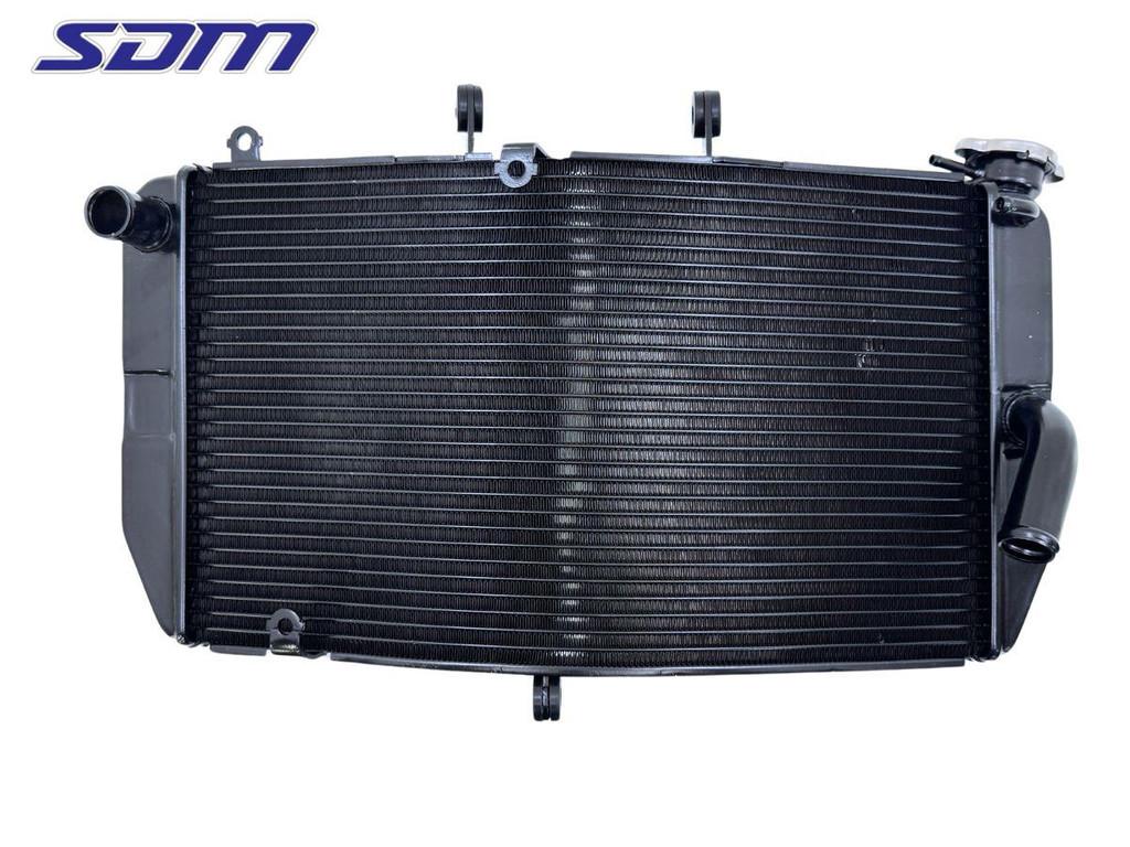 RADIATEUR Honda CBR 600 RR 2003-2004 (CBR600RR PC37), Dhr. S. di Majo, Nieuw, Info@cama-motorparts.nl, P.J. Troelstraweg 8 8
3144 CX  MAASSLUIS, NL