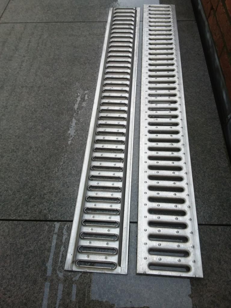 ACO Sleufrooster RVS, Ophalen, Zo goed als nieuw