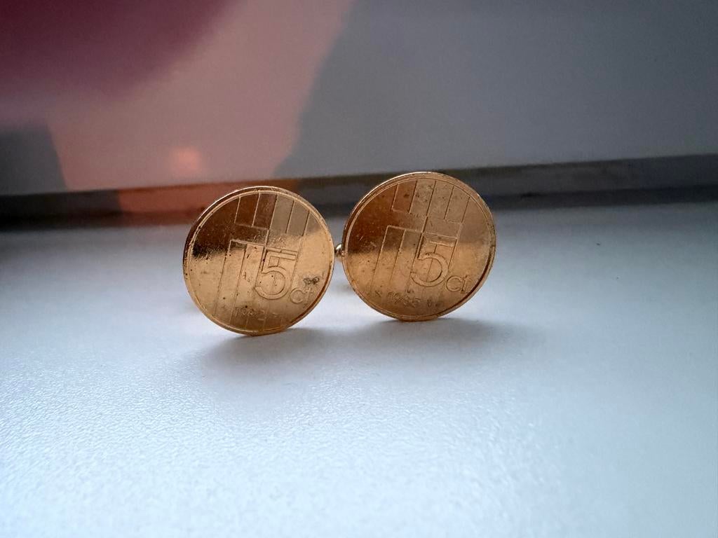 Manchetknopen van vergulde Nederlandse 5 cent munten, Sieraden, Tassen en Uiterlijk, Ophalen of Verzenden, Gebruikt, Overige materialen