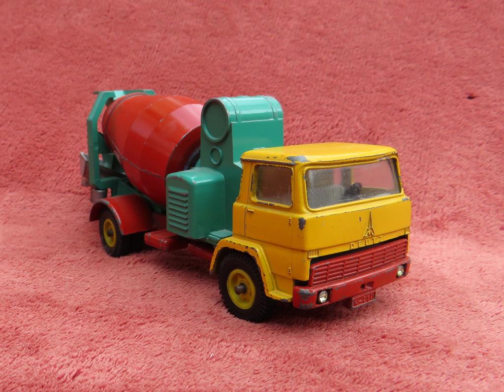 Siku V-serie. Magirus Deutz betonmixer, Ophalen of Verzenden, Gebruikt, Bus of Vrachtwagen