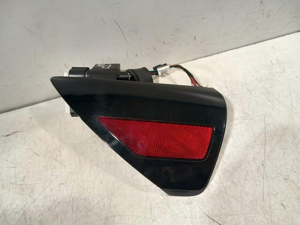 Tank klep Tesla Model 3, Onderdelen@venauto.nl, Van der Ven Autorecycling B.V., Gebruikt, Ettenseweg 76, 4706 PB Roosendaal, The Netherlands