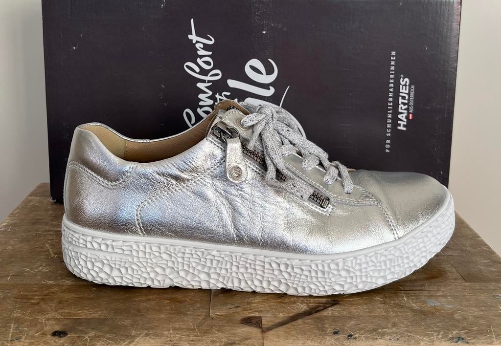 Hartjes Phil 6 39, Ophalen of Verzenden, Zo goed als nieuw, Overige kleuren, Sneakers of Gympen