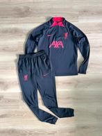 Liverpool Nike zwart trainingspak 22/23 Maat 158-170/XS, Zwart, Ophalen of Verzenden, Zo goed als nieuw, Nike