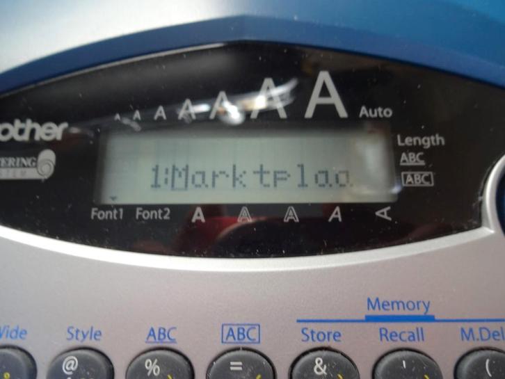 Labelwriter  BROTHER P-TOUCH 1850  met bijna volle cartridge, Computers en Software, Labelprinters, Zo goed als nieuw, Qwerty