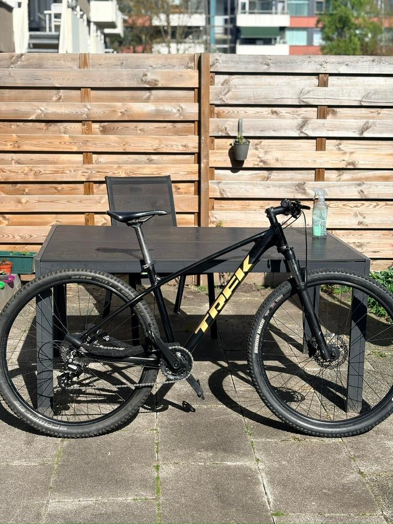 Trek Marlin 7 - gen3 - 2023 M/L, Fietsen en Brommers, Hardtail, Ophalen, Zo goed als nieuw, Trek