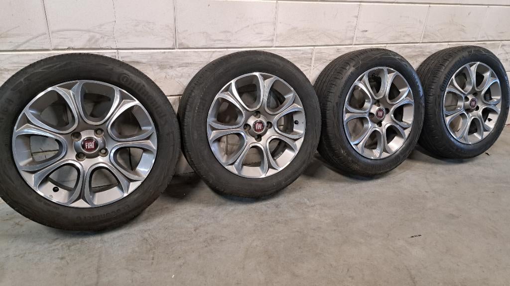 Bi-color velgen Fiat Punto Evo Grande Punto 195/55/16, Auto-onderdelen, Gebruikt, 16 inch, Banden en Velgen, Ophalen of Verzenden